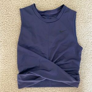 Nike Crop Top